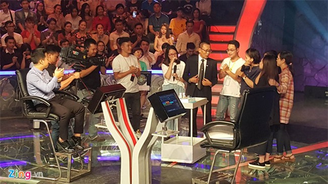 Phut chia tay Ai la trieu phu xuc dong cua MC Lai Van Sam hinh anh 2