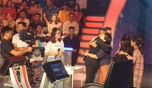 Phut chia tay Ai la trieu phu xuc dong cua MC Lai Van Sam hinh anh 3