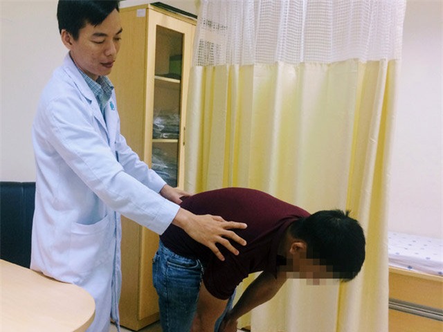 ngoi yen mot tu the lam viec de mac benh cuc ky nguy hiem nay - 1