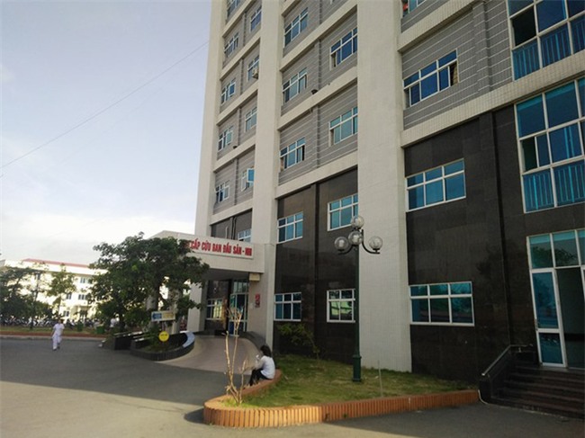 Mẹ bé trai 2 tháng tuổi tử vong ở Bắc Ninh: Tại sao mũi tiêm cuối con tôi lại chết? - Ảnh 1.