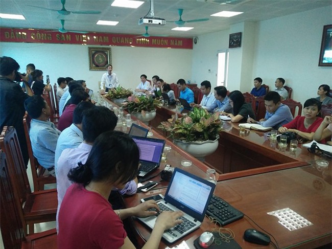 Mẹ bé trai 2 tháng tuổi tử vong ở Bắc Ninh: Tại sao mũi tiêm cuối con tôi lại chết? - Ảnh 2.