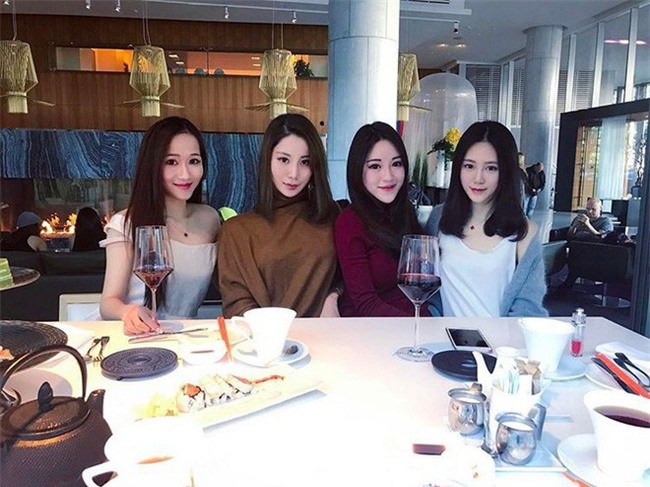 Cuộc sống xa hoa hưởng thụ của tiểu thư thuộc thế hệ siêu giàu thứ hai Trung Quốc - Ảnh 3.