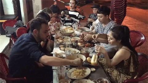 BB Trần trong clip này chính là kiểu nhân vật điển hình trong mọi nhóm bạn - Ảnh 6.