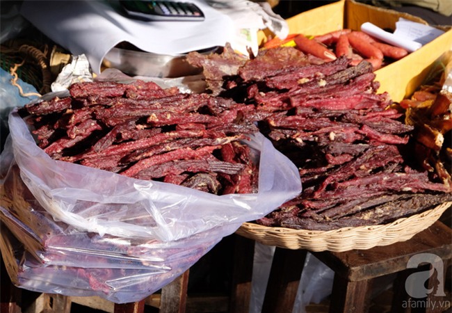 Những món ăn đường phố chỉ nhìn thôi đã ứa nước miếng thèm thuồng của Campuchia - Ảnh 17.