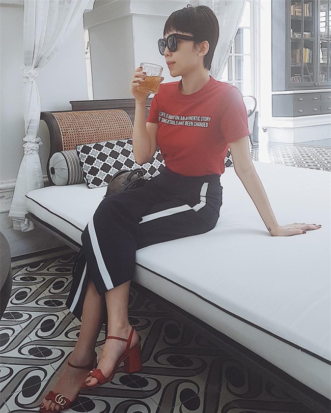 Street style tuần này: Angela Phương Trinh diện váy ôm già chát, Kỳ Duyên nổi bật vì dát hàng hiệu từ đầu tới chân - Ảnh 17.