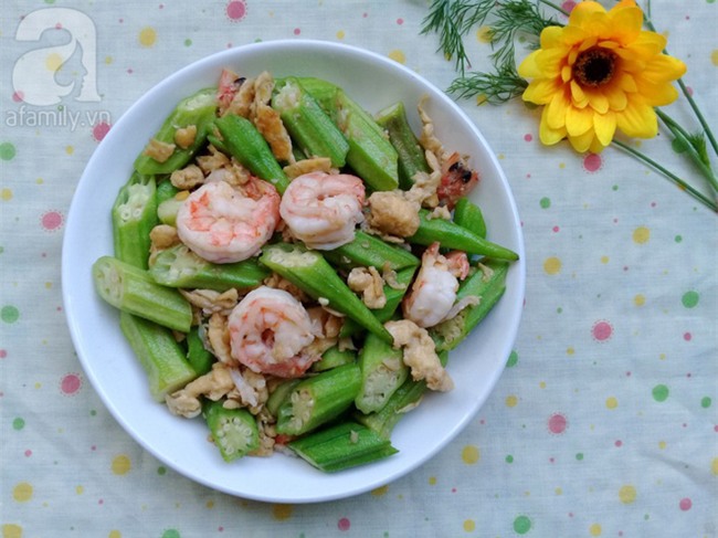 Đậu bắp xào tôm trứng đơn giản cho bữa cơm chiều - Ảnh 5.