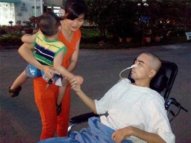 Cuộc đời cố nghệ sĩ Nguyễn Hoàng: 26 năm tận tâm với nghề, cuối đời mỏi mòn ngóng vợ con - Ảnh 6.