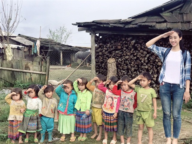Mỹ Linh làm nên lịch sử, là đại diện đầu tiên của Việt Nam thắng giải Hoa hậu Nhân ái tại Miss World! - Ảnh 2.