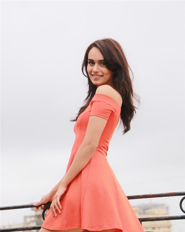 Nhan sắc ngắm là mê của người đẹp Ấn Độ vừa đăng quang Hoa hậu Thế giới 2017-6