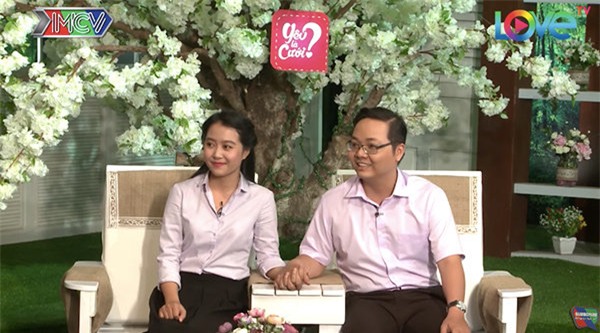 "em gai mua" ban thuc: co sinh vien ngan hang xinh tua hotgirl chu dong "tan cong" thay giao - 1