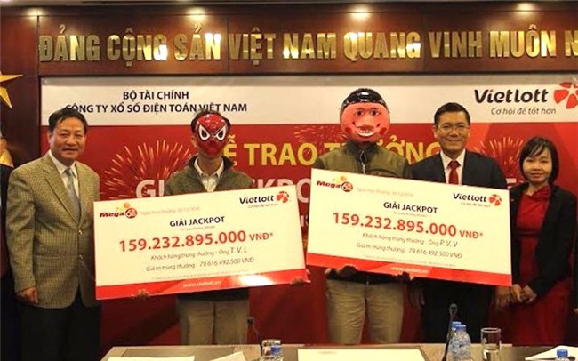 Vietlott,vé số,Trúng số,thuế xổ số