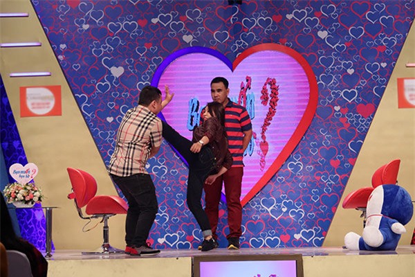 lan dau tien trong ban muon hen ho, cap doi lao vao