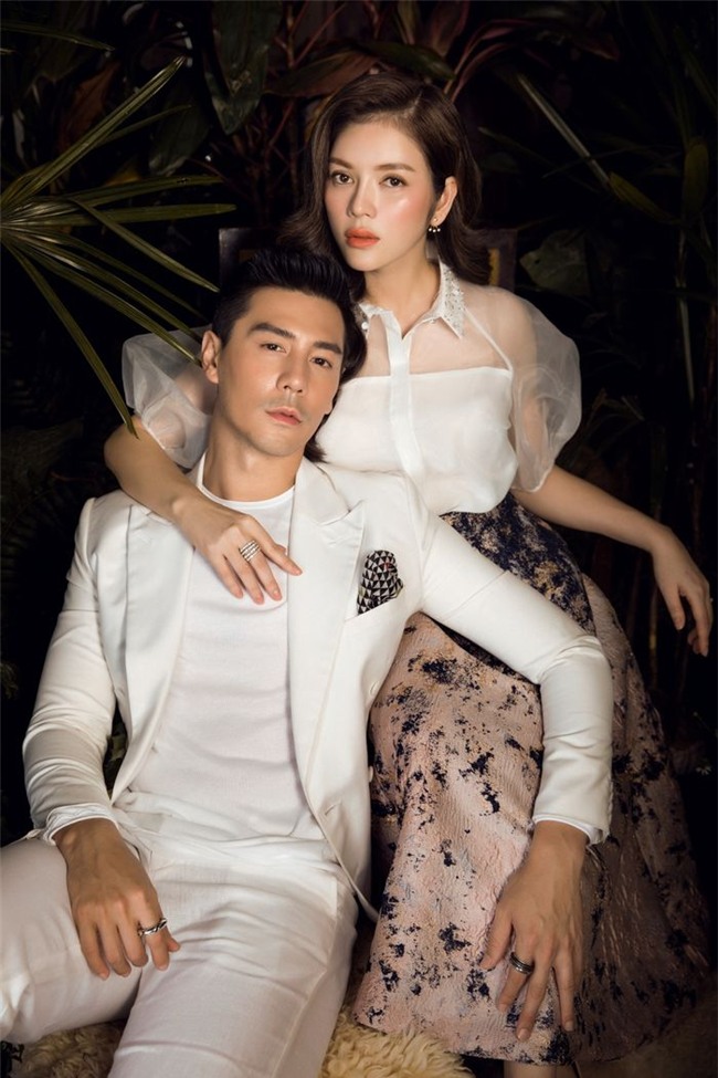 Trong từng shoot hình, Lý Nhã Kỳ và nam tài tử&nbsp;xứ sở&nbsp;chùa Vàng luôn khiến người xem tưởng lầm họ là cặp tình nhân thật sự. - Tin sao Viet - Tin tuc sao Viet - Scandal sao Viet - Tin tuc cua Sao - Tin cua Sao