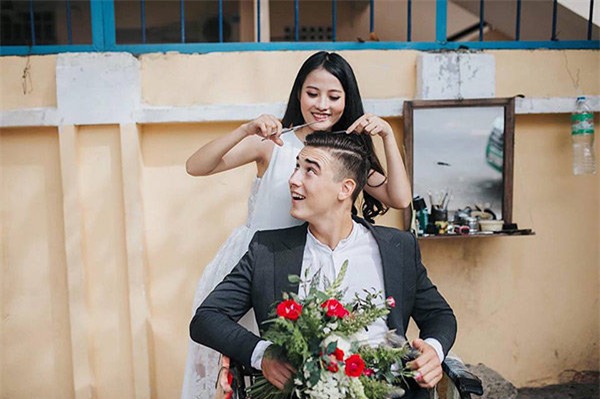 chi voi buc anh chup trom, doi tinh nhan nha trang khien dan mang dao dien vi dep nhu tranh - 11