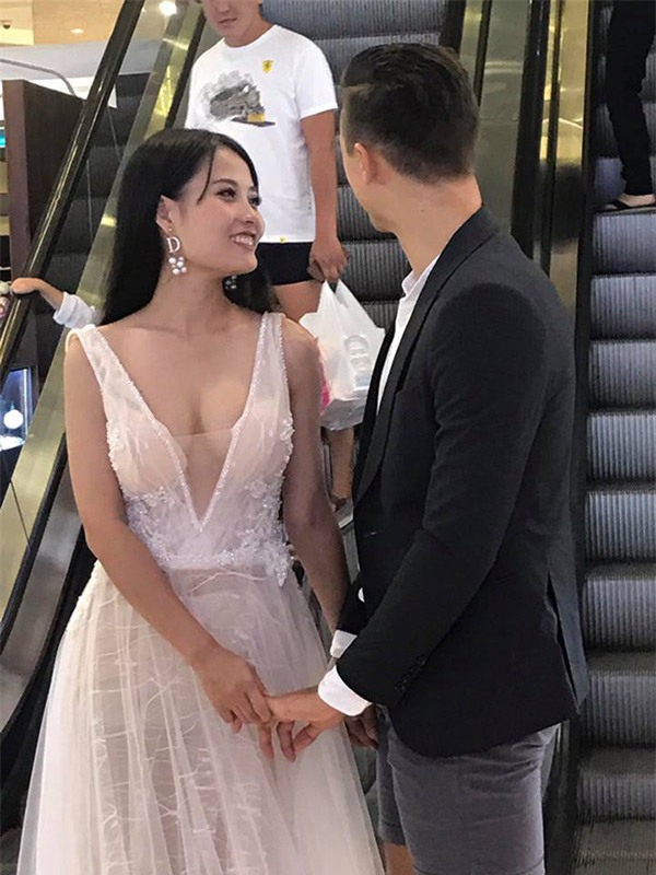 chi voi buc anh chup trom, doi tinh nhan nha trang khien dan mang dao dien vi dep nhu tranh - 2