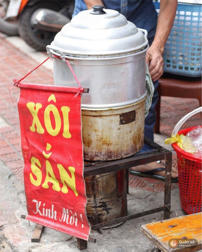 Một món xôi chỉ đến mùa đông mới có và một hàng xôi chỉ bán 3 tiếng mỗi ngày là hết - Ảnh 2.
