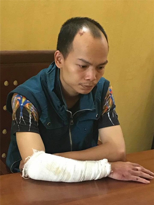 si me gai 1 con, lai xe taxi noi ghen dam nguoi tinh va tinh dich - 1