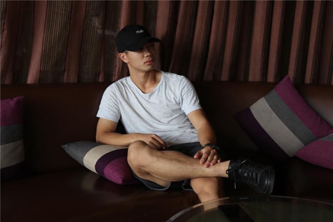 Công Phượng mở quán cafe, fan rủ nhau đến ủng hộ - Ảnh 1.