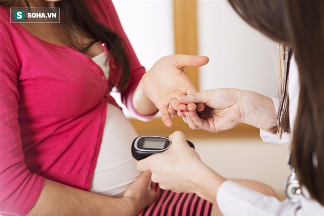 Bác sĩ sản khoa: 8 lưu ý cho mẹ bầu và thai nhi phòng tránh nguy cơ sinh non - Ảnh 1.