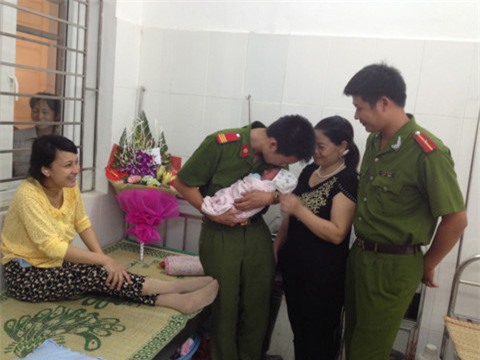 nghet tho nghe linh hinh su ke chuyen do de - 2