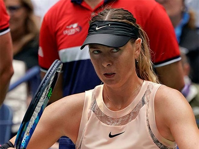 Ngỡ ngàng Sharapova: Mỹ nhân bị nghi lừa đảo, cảnh sát "sờ gáy" - 1