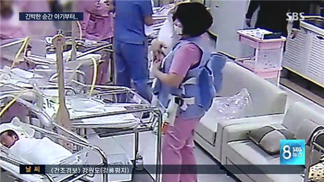 Giữa cơn động đất dữ dội, y tá Hàn Quốc bất chấp hiểm nguy, che chắn cho trẻ sơ sinh khiến ai cũng xúc động - Ảnh 6.