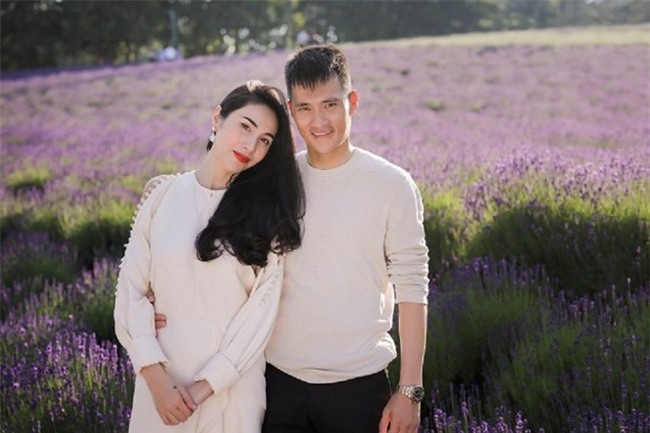 9 năm cuộc tình Thủy Tiên - Công Vinh: Bao nhiêu cay đắng đổi lấy hạnh phúc tròn đầy - Ảnh 6.