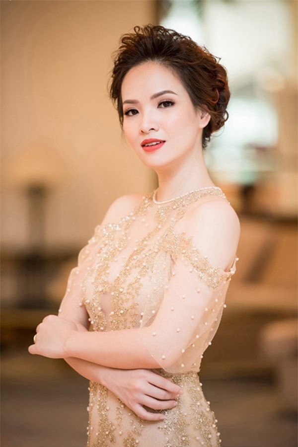 sao-viet-xinh-dep-nay-da-la-ba-me-2-con-roi-day-blogtamsuvn014