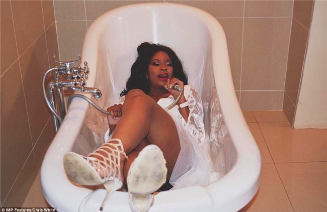 Tại đất nước nghèo khó gần nhất thế giới, các thiếu gia, tiểu thư vẫn có cuộc sống sang chảnh khiến cư dân mạng lóa mắt - Ảnh 6.