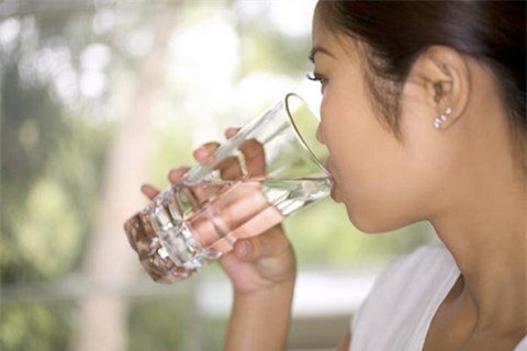 4 dau hieu chính cho tháy bạn an quá nhièu muói - 1