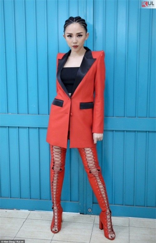 Muốn diện boot cao bất tận, Hương Giang Idol nên học hỏi để phần nhìn bớt sai-13