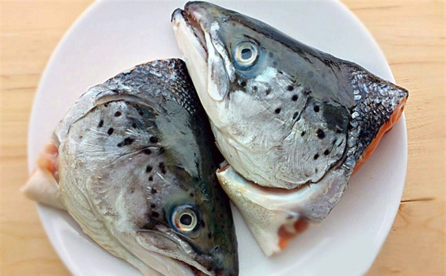 Cá càng lớn, bộ phận này càng tích tụ nhiều chất độc: Chúng ta vẫn vô tư ăn mà không biết