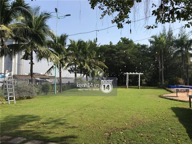 Độc quyền loạt ảnh: Hé lộ không gian tiệc cưới ngoài trời của Kelvin Khánh - Khởi My - Ảnh 4.