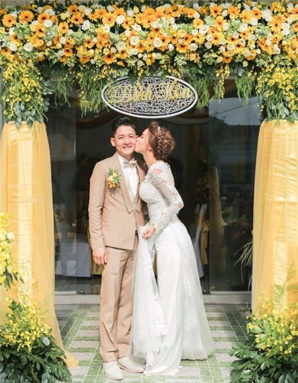 Với hai của hồi môn này, nữ ca sĩ cũng được xếp vào danh sách những sao Việt gây 