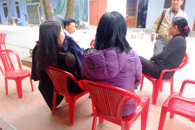 Vụ người giúp việc tung hứng, đánh đập bé gái: “Bác sĩ bảo con tôi bị sang chấn về tâm lý, gia đình cần phải theo dõi đặc biệt - Ảnh 4.