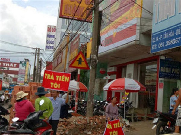 Giám đốc quỹ tín dụng bỏ trốn ra nước ngoài, tiền gửi của người dân sẽ ra sao?