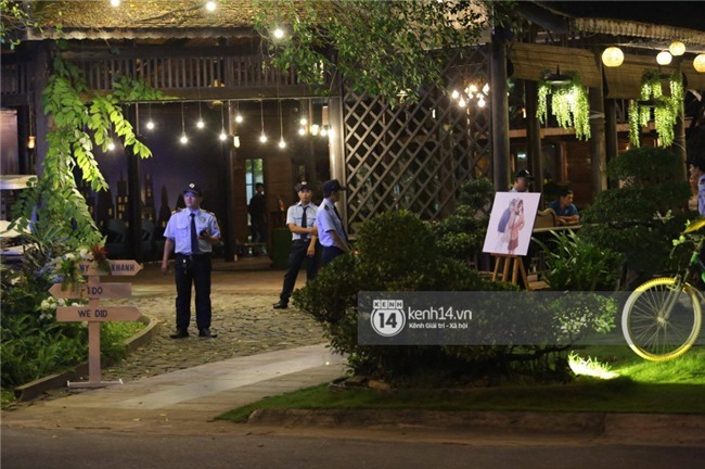 Cập nhật: Khởi My và Kelvin Khánh thay trang phục giản dị để tham gia tiệc cưới - Ảnh 25.