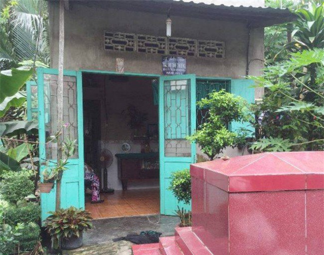 nguoi dan ba goa va chiec chan gia "chap va" tu nhung manh vai vun - 2