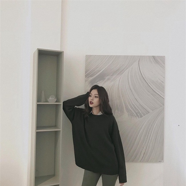 Street style sao Việt: Kỳ Duyên khoe chân dài bất tận, Angela Phương Trinh mặc váy xinh nhưng lại ngồi kém duyên - Ảnh 10.