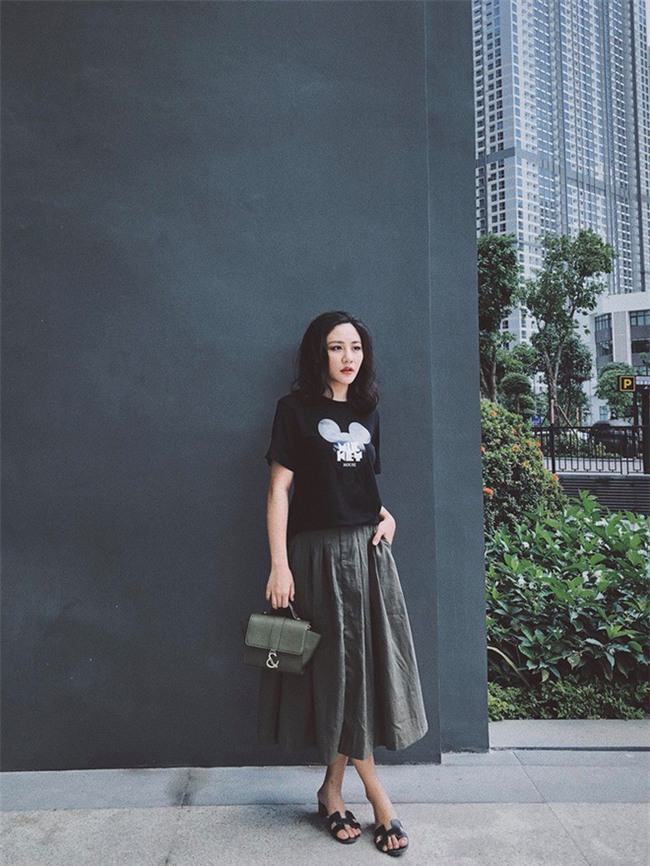 Street style sao Việt: Kỳ Duyên khoe chân dài bất tận, Angela Phương Trinh mặc váy xinh nhưng lại ngồi kém duyên - Ảnh 5.