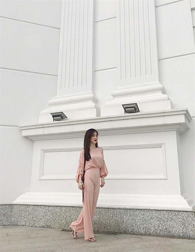 Street style sao Việt: Kỳ Duyên khoe chân dài bất tận, Angela Phương Trinh mặc váy xinh nhưng lại ngồi kém duyên - Ảnh 6.
