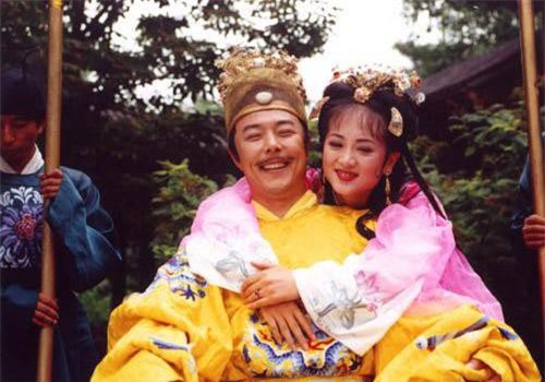 Dàn sao “Lên nhầm kiệu hoa được chồng như ý” sau 17 năm: Người vướng vòng lao lý, kẻ năm lần bảy lượt ngoại tình ngang nhiên - Ảnh 17.