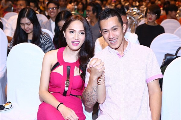 Hương Giang Idol: Trai Tây ngọt ngào và hôn giỏi, miệng thơm - Ảnh 3.