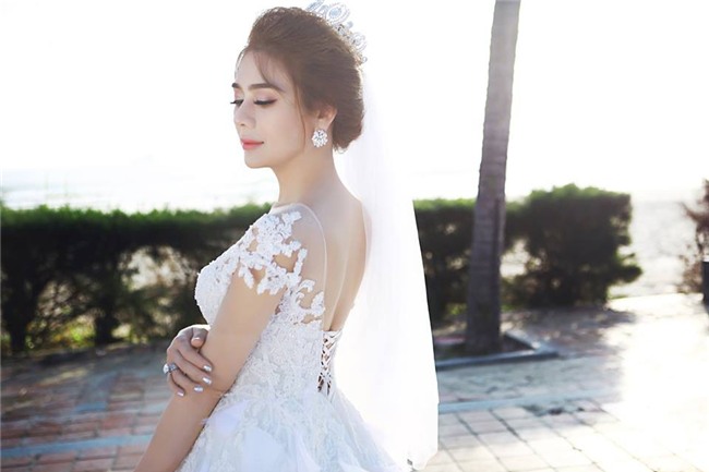 Ảnh cưới lãng mạn của mỹ nhân chuyển giới Lâm Khánh Chi và bạn trai kém 8 tuổi - Ảnh 4.