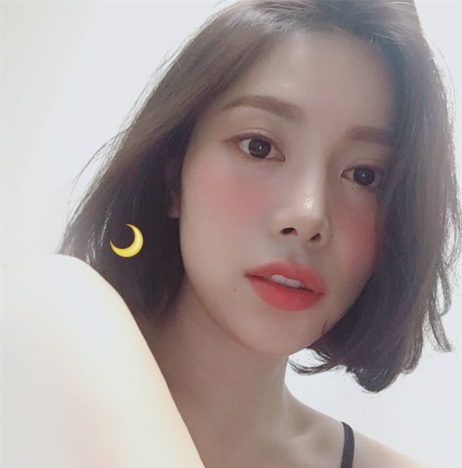 Môi khô nứt nẻ thế nào đi nữa, cứ theo liệu trình chăm sóc này thì chỉ có bóng mướt trở lên - Ảnh 10.