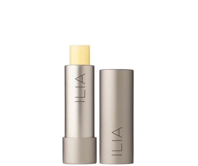 Môi khô nứt nẻ thế nào đi nữa, cứ theo liệu trình chăm sóc này thì chỉ có bóng mướt trở lên  - Ảnh 13.