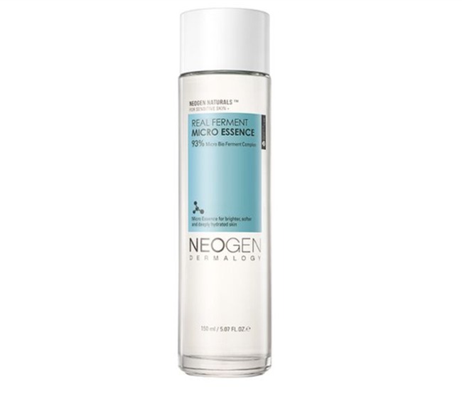 Môi khô nứt nẻ thế nào đi nữa, cứ theo liệu trình chăm sóc này thì chỉ có bóng mướt trở lên  - Ảnh 4.