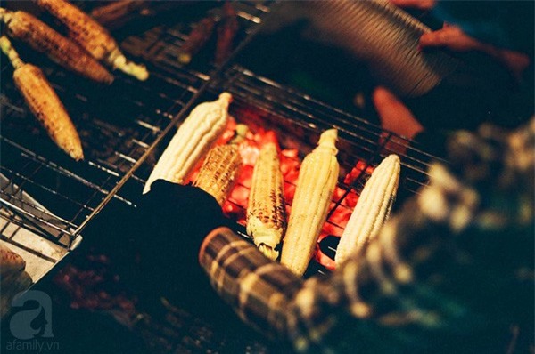 8 món ăn vặt nóng hôi hổi giúp bạn chống chọi với đợt rét đậm đầu tiên của mùa đông - Ảnh 14.