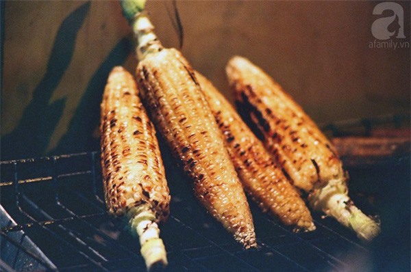 8 món ăn vặt nóng hôi hổi giúp bạn chống chọi với đợt rét đậm đầu tiên của mùa đông - Ảnh 15.