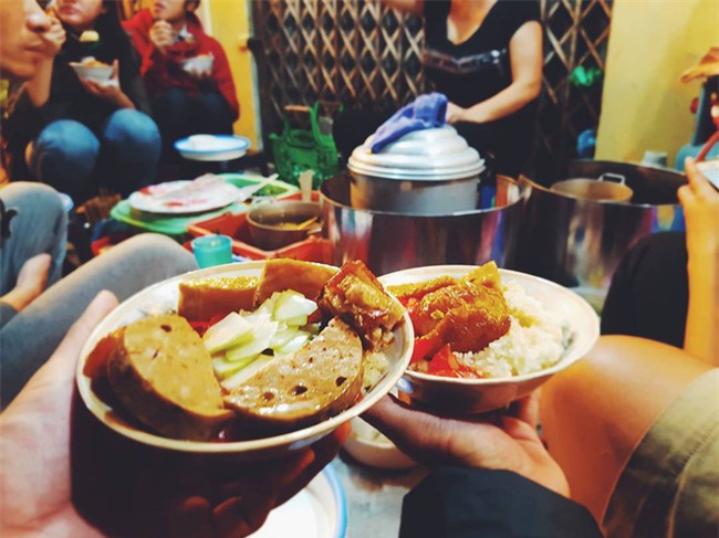 8 món ăn vặt nóng hôi hổi giúp bạn chống chọi với đợt rét đậm đầu tiên của mùa đông - Ảnh 18.